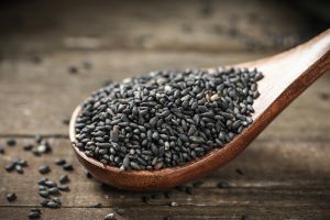 芝麻中含有防脱髮營養素