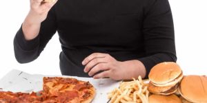 為了頭髮應該避免的飲食習慣