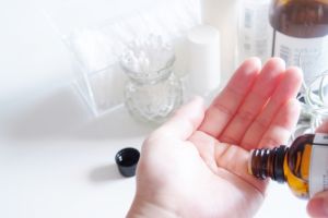 髮乳、髮油、髮霜有什麼區別，各自的作用是什麼？