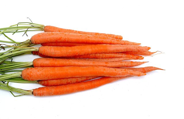 <a href='t/t_1484' title='胡蘿蔔' target='_blank'>胡蘿蔔</a> 胡蘿蔔