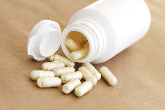 在一天的早餐攝入複合物<a href='t/t_2775' title='維生素B' target='_blank'>維生素B</a> 在一天的早餐攝入複合物維生素B