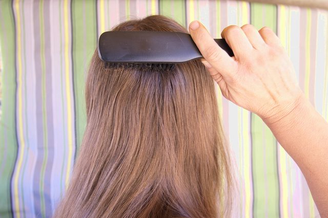 選擇豬鬃梳子的步驟2