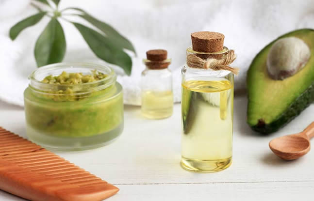 使用含有維生素E的護髮髮膜 使用含有維生素E的護髮髮膜