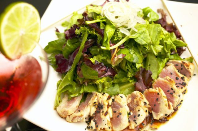 頭髮變白的原因——維生素缺乏 頭髮變白的原因——維生素缺乏