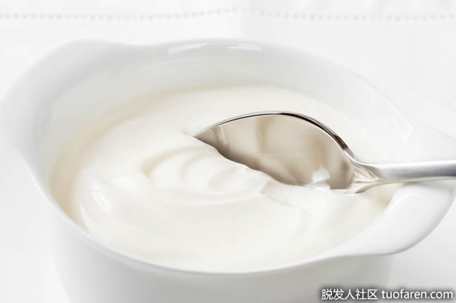 原味酸奶含有一種天然形式的半胱氨酸。 原味酸奶含有一種天然形式的半胱氨酸。