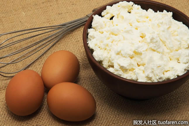 白軟乾酪和<a href='t/t_3006' title='蛋黃' target='_blank'>蛋黃</a>是l-半胱氨酸的良好來源。 白軟乾酪和蛋黃是l-半胱氨酸的良好來源。