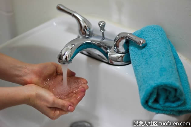 如何用綠茶洗臉?【步驟6】 如何用綠茶洗臉?【步驟6】