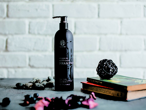 擔心脱髮問題,奇蹟莊園從<a href='t/t_610' title='健康' target='_blank'>健康</a><a href='t/t_2036' title='頭皮' target='_blank'>頭皮</a>開始,30天改善先改善掉髮問題。(奇蹟莊園提供) 擔心脱髮問題,奇蹟莊園從健康頭皮開始,30天改善先改善掉髮問題。(奇蹟莊園提供)