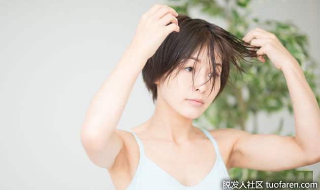 透過養髮液整頓頭皮環境 透過養髮液整頓頭皮環境