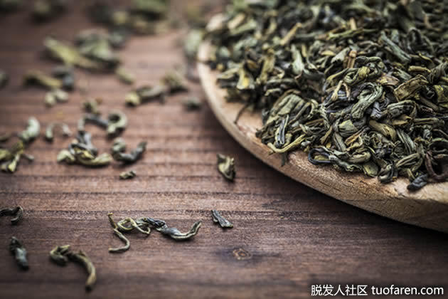 綠茶葉按摩頭皮 綠茶葉按摩頭皮